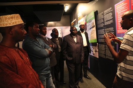 14892966181_214ab9019f_o-2